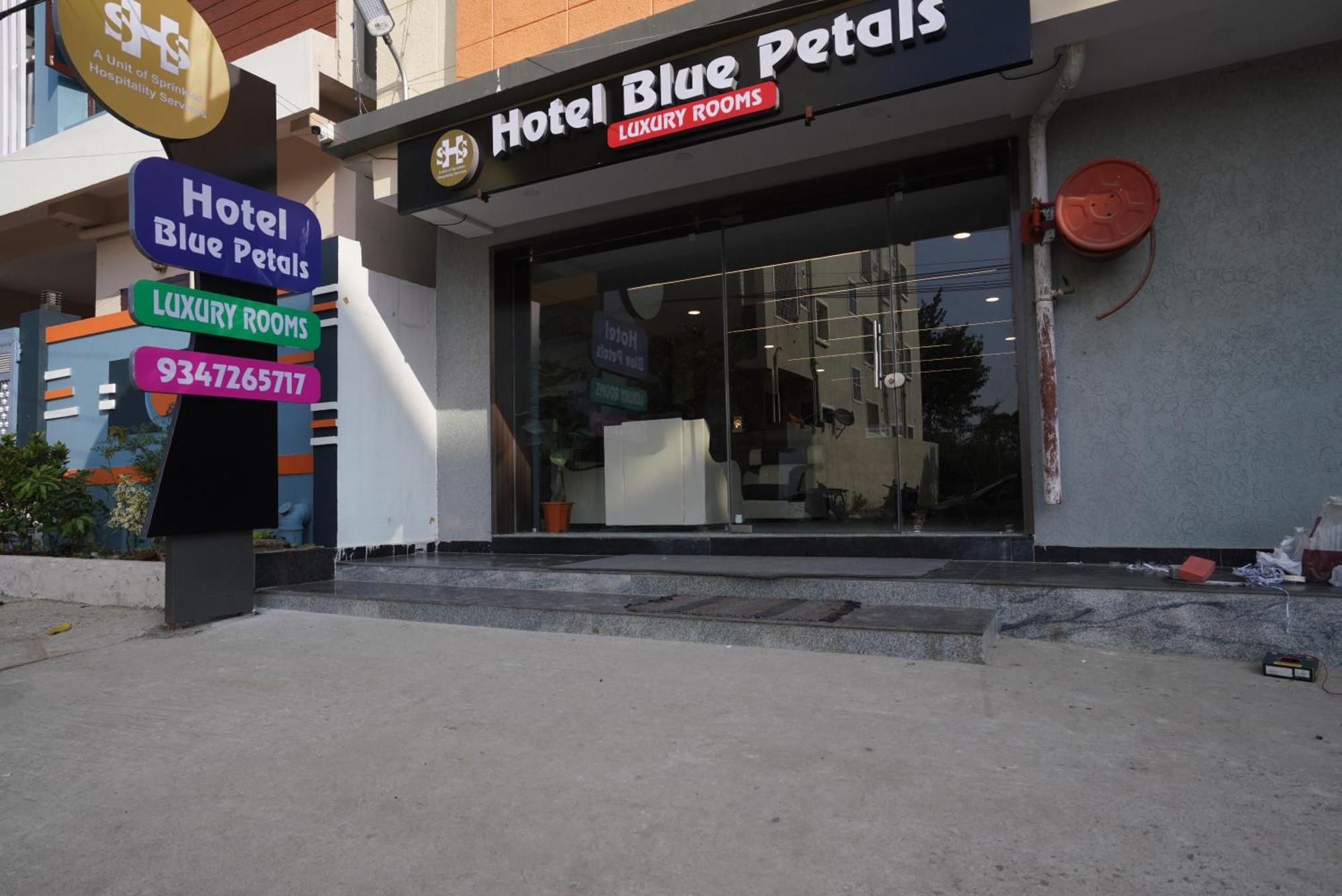 Hotel Blue Petals 商沙巴 外观 照片